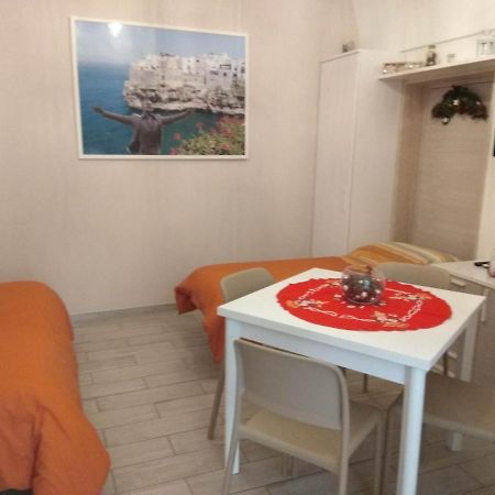 פולינאנו א מארה Giuamar Casa Vacanza מראה חיצוני תמונה