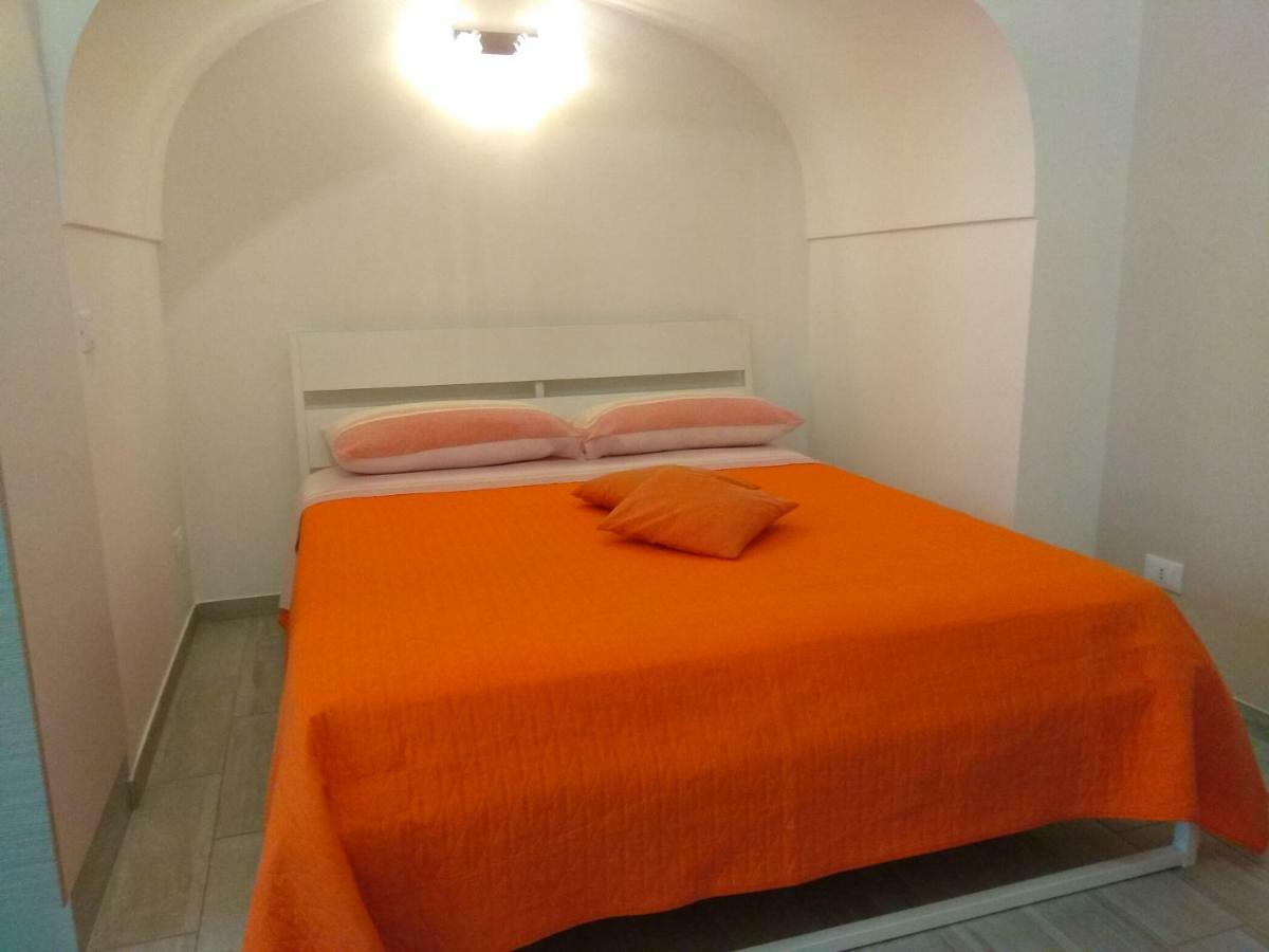 פולינאנו א מארה Giuamar Casa Vacanza מראה חיצוני תמונה