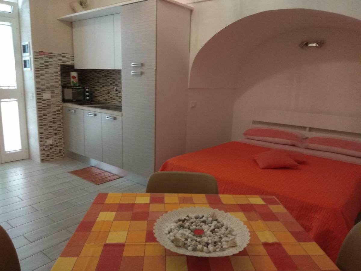 פולינאנו א מארה Giuamar Casa Vacanza מראה חיצוני תמונה